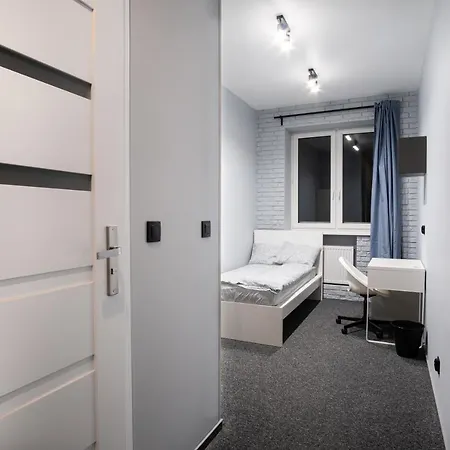 Prywatny Z Prywatna Lazienka - Senatorska 36 Hostel *