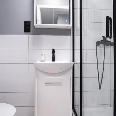 Prywatny Pokój Z Prywatną łazienką - Senatorska 36 *