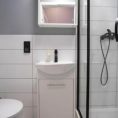 Prywatny Pokój Z Prywatną łazienką - Senatorska 36 Albergue Łódź